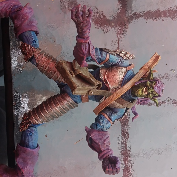 Green goblin action figure realistic well detailed - Picture 6 of 8